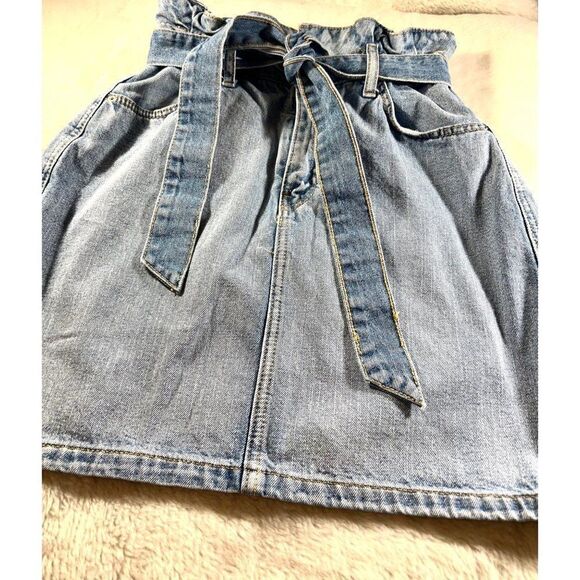 Divided‎ H&M Blue Jean Skirt Size 4 NWT - Picture 1 of 7